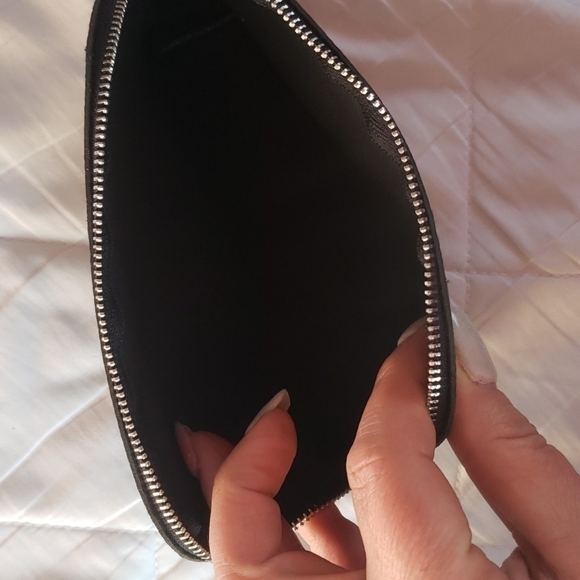 the white company London makeup bag - Picture 3 of 5